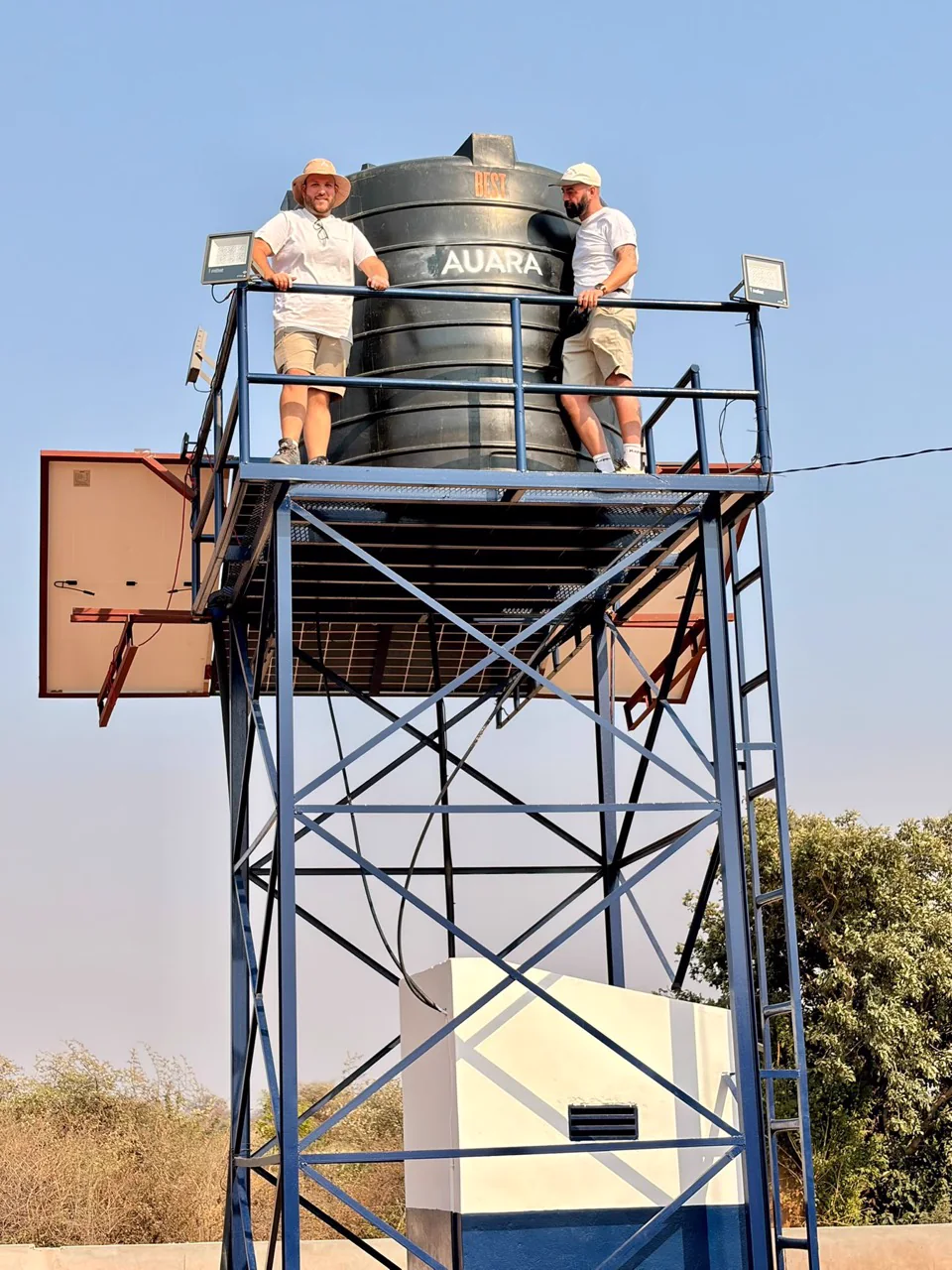 Depósito de agua instalado con el apoyo de AUARA en Mozambique